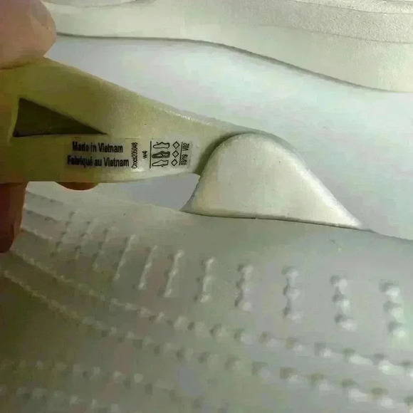 Crocs Sanrah Diamante Wedge Oyster/Rose Gold Women's 4W  (D264) - Picture 8 of 8